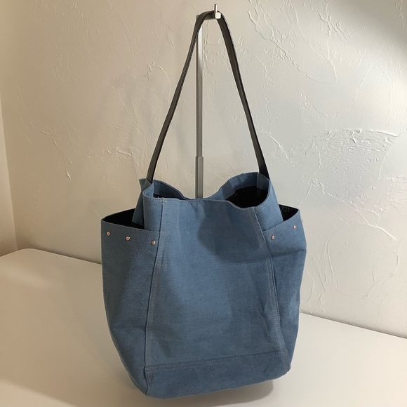 VS large denim shoulder purse bag with rose gold studs EUC - Picture 11 of 14